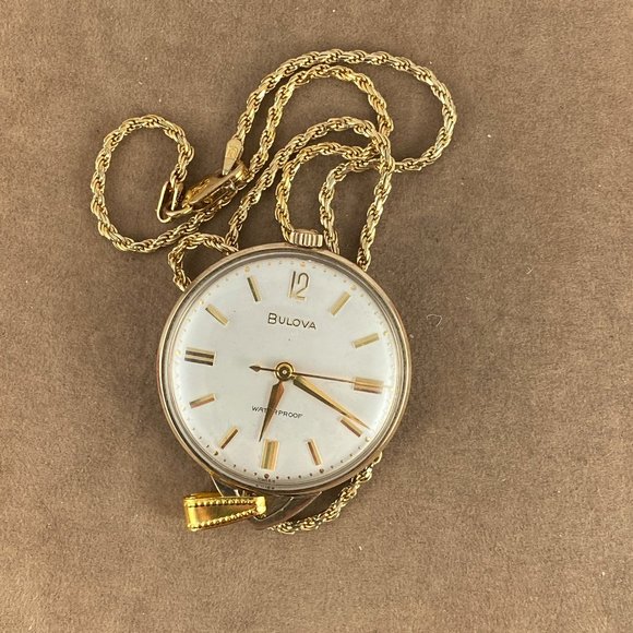 Vintage Bulova Pendant or pocket Watch in 10K rolled gold Working 1965 M5 - Picture 4 of 8